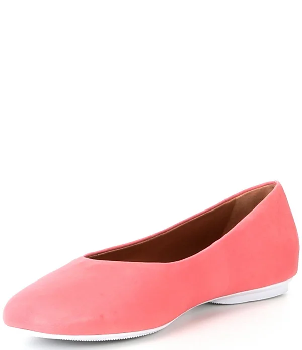 Gentle Souls by Kenneth Cole Women's Eugene Travel Ballet Flat, Size: 9, Black
