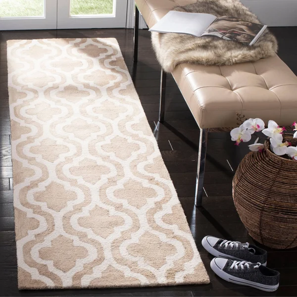 Safavieh 2&-3x22 x 8& Dip Dye DDY537G Beige - Ivory Rug