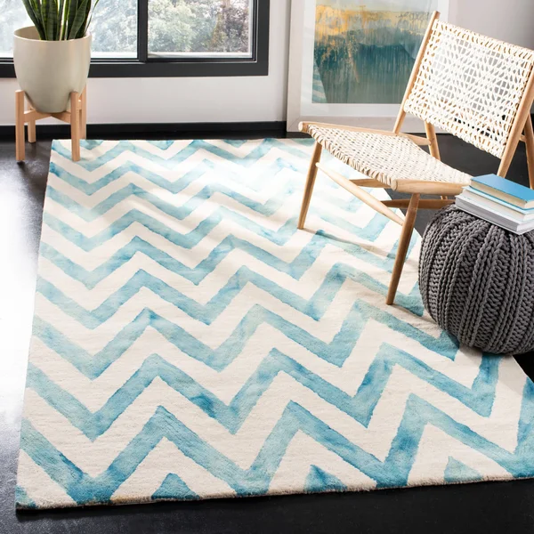 Safavieh Dip Dye Ivory & Turquoise 4& x 6& Rug