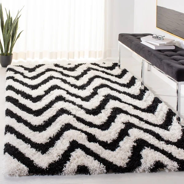 Safavieh 2&-6x22 x 4& Shag Chevron Shag Ivory - Grey Rug