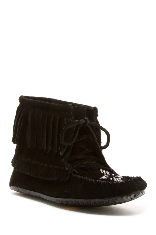 Manitobah Mukluks Women's Harvester Suede Moccasin