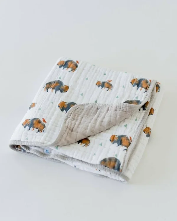 Little Unicorn Cotton Muslin Quilt - Llama Llama