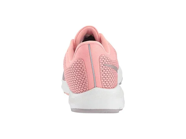 Nike Quest 2 Sneaker Pink