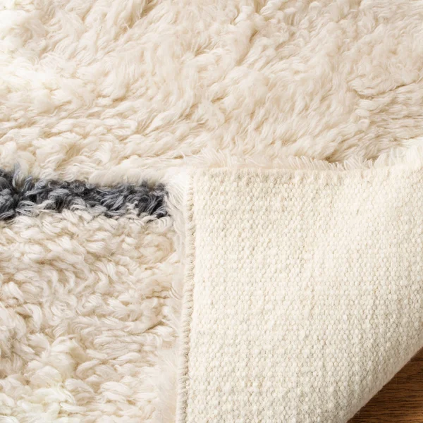 Safavieh Kenya Rug Collection KNY750F - Ivory - Grey - 6& x 9&