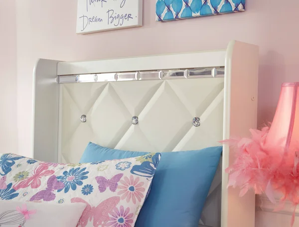Signature Design by Ashley - Dreamur Twin Panel Headboard - Champagne
