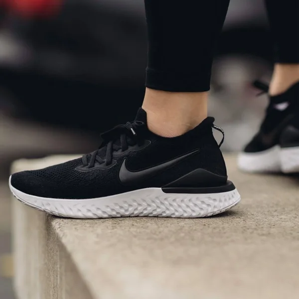 Nike Epic React Flyknit 2 Men's Running Shoe Size 12.5 (Black)