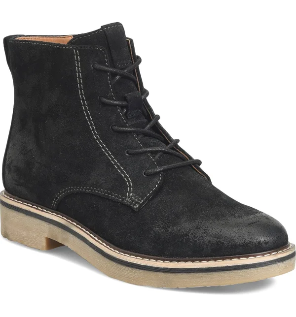 Women's Comfortiva Resee Bootie - Size 9.5 M - Black
