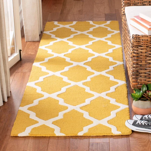 Safavieh Cambridge CAM121Q Gold, Ivory Rug 2& 6x22 x 8& 0x22 Runner