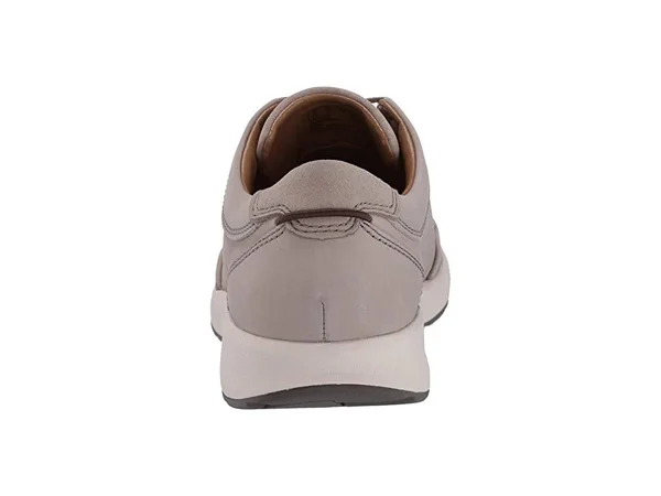 Clarks Un Trail Form 10 Men's Stone