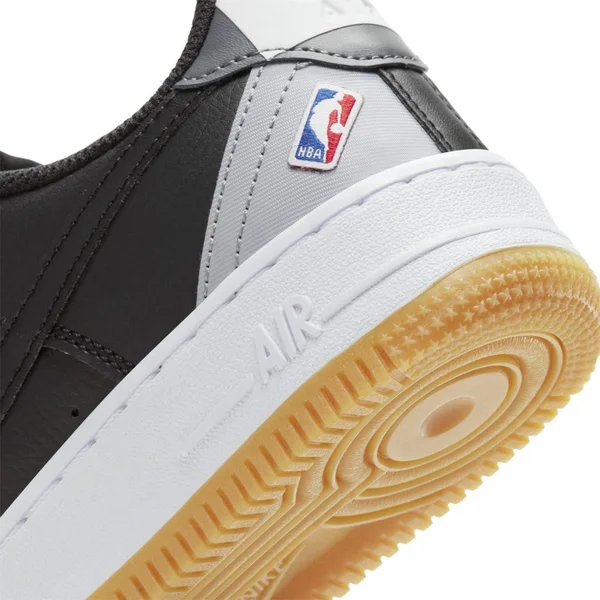Nike Air Force 1 LV8 1 Big Kids& Shoes in Black - Size: 6Y, CT3842-001