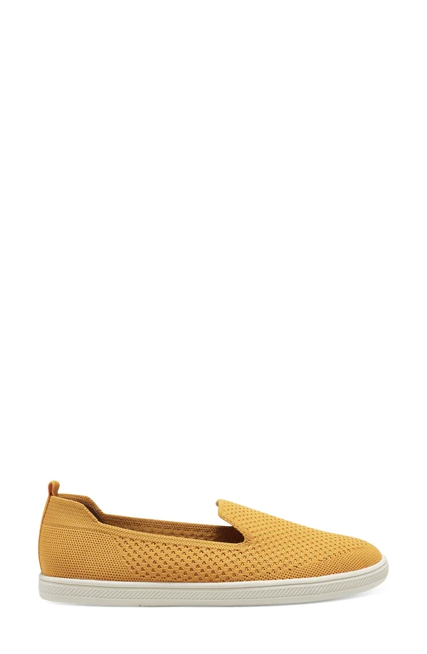 Vince Camuto Cabreli Knit Slip-On Flat - Satsuma Spritz - Size 9