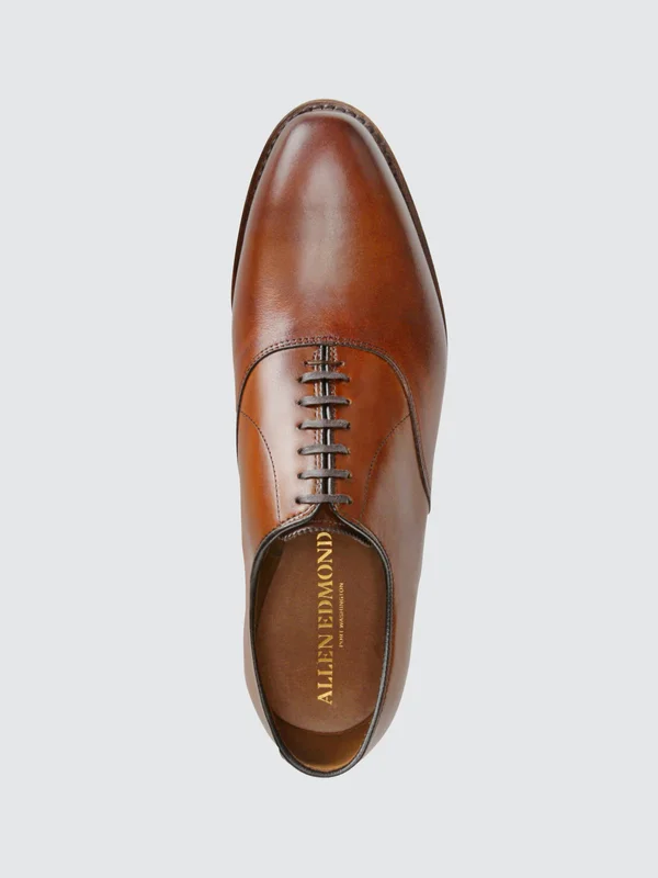 Allen Edmonds Carlyle Plain-Toe Oxford - Walnut