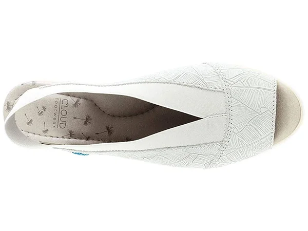 Women's Cloud &Caliber& Peep Toe Leather Sandal, Size 9.5-10US - White