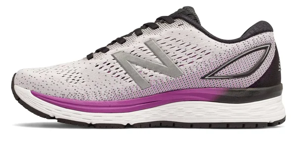 New Balance Women's 880v9 Shoes White with Purple & Black - Size: 6