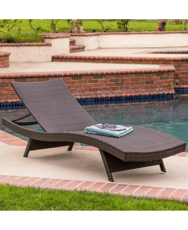 Aldin Chaise Lounge - Brown