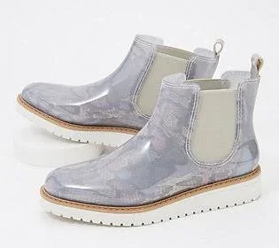 Cougar Rubber Rain Boot - Dawn, Size 6 Medium, DovePastelSnake