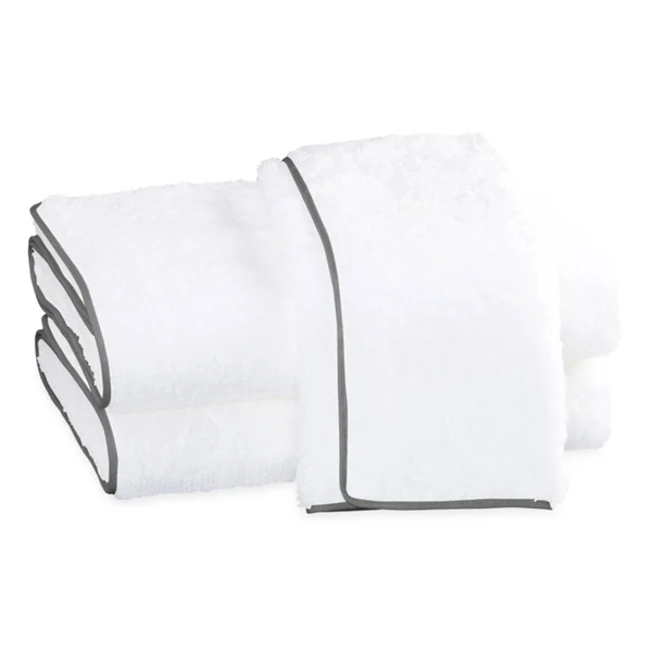 Matouk Cairo Bath Towel - White/Smoke
