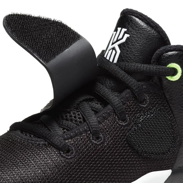 Nike Kids& Preschool Kyrie Flytrap III Basketball Shoes, Black