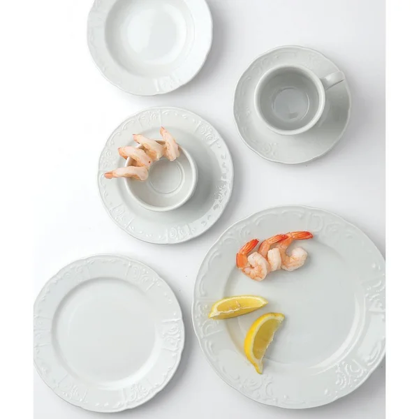 Tuxton China CHE-054 Chicago 5.63 in. Saucer - Porcelain White - 3 Dozen