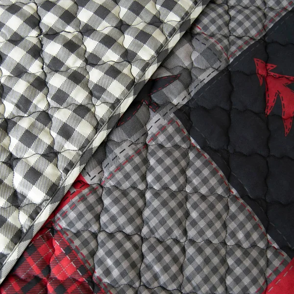 Donna Sharp Red Forest King Quilt Set