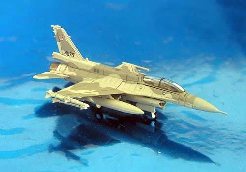 F-16D Polish Air Force 6.ELT (1:200)