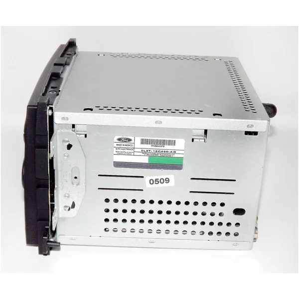 Ford F-150 Pickup 2005-06 Radio Am FM CD Player W AUX Input - PN 5l3t-18c869-ad - Refurbished - Black