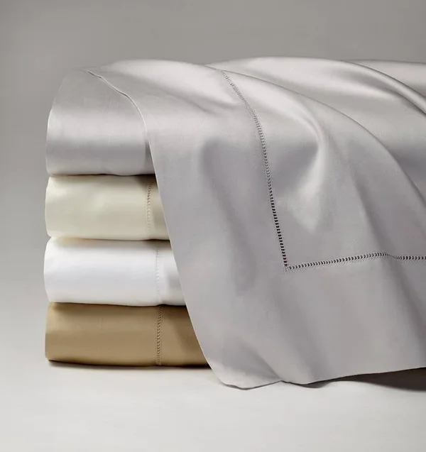 Sferra Fiona Fitted Sheet, Full - Lunar
