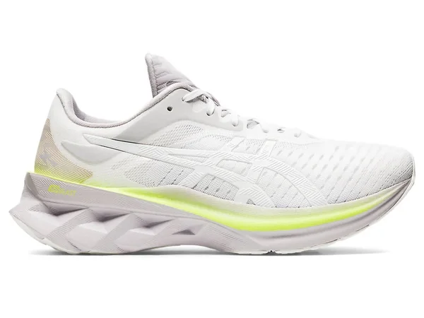 Asics Novablast White/Green Women's Running Shoes - Size: 9