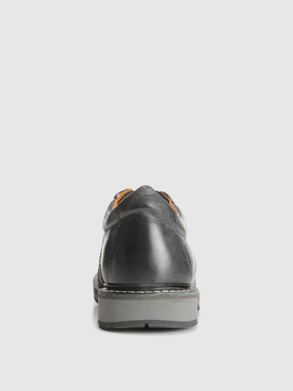 Allen Edmonds Voyager Walking Shoe - Black