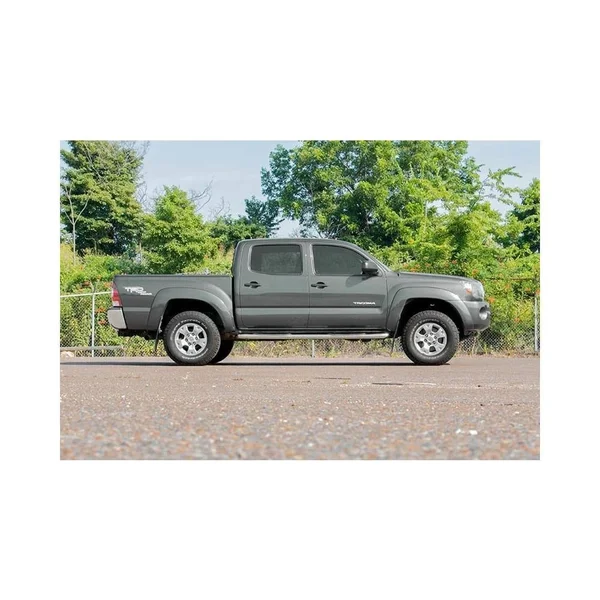 Rough Country 2in Toyota Leveling Lift Kit (05-19 Tacoma Red) 744RED