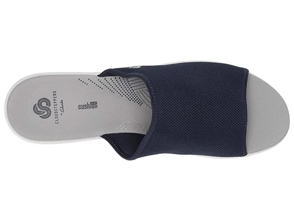 Clarks Step Cali Bay 6.5 Women's Navy