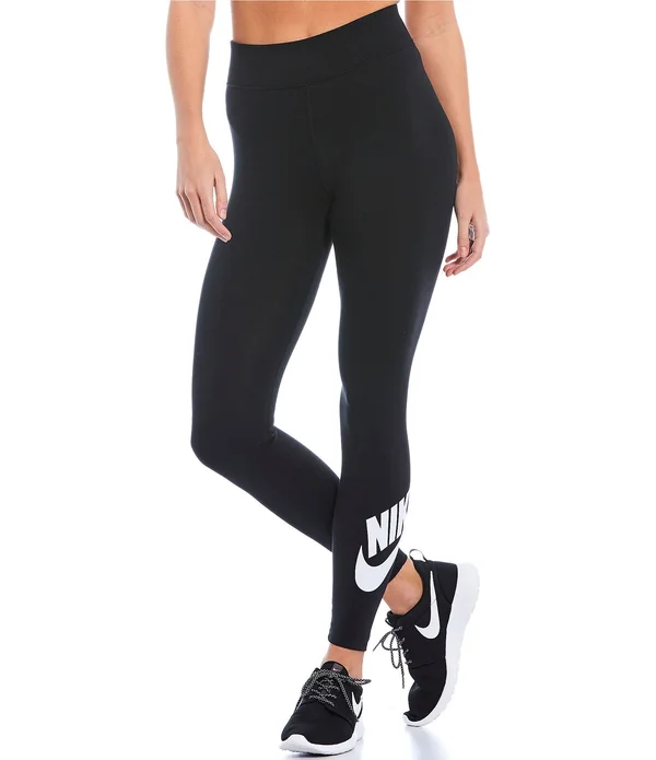 Nike Women's High-Waisted Sportswear Leggings, XL, Black