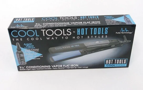 Hot Tools Cool Tools 1 1/4x22 Conditioning Vapor Flat Straightening Iron