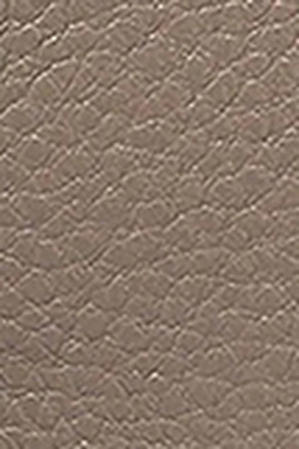 The Marc Jacobs The Softshot 17 Bag