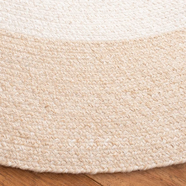 Safavieh 6& x 6& Round Braided BRD802A Grey Ivory Rug