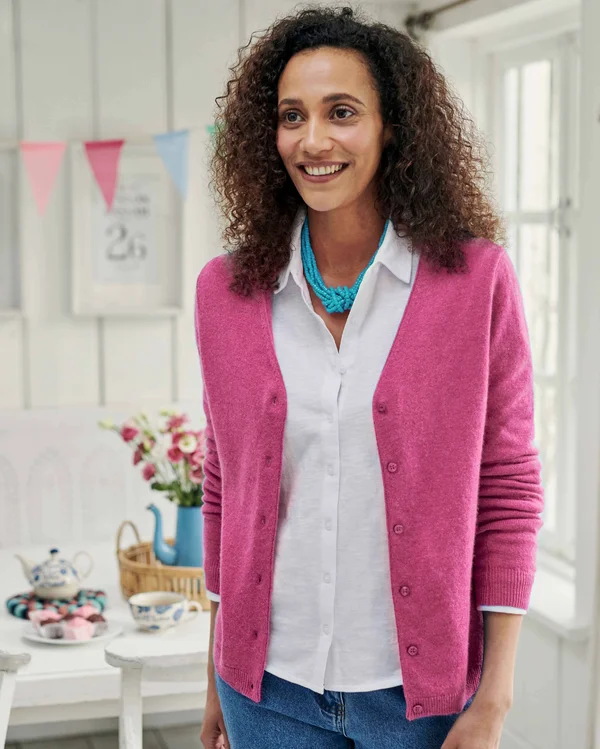 Cashmere Merino Classic V Neck Cardigan Pink
