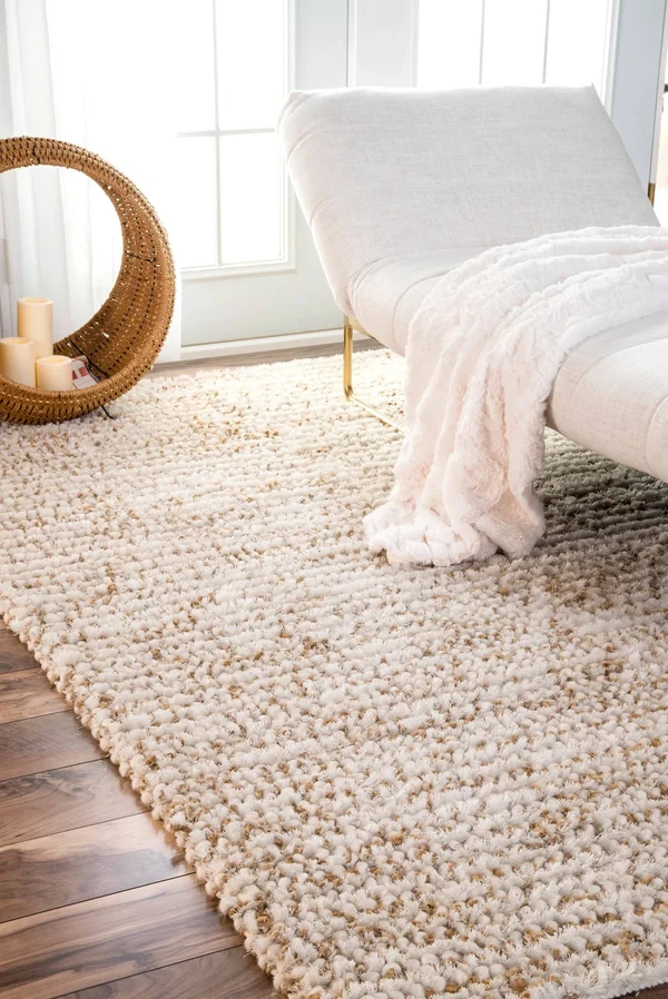 nuLOOM Remona Hand Hooked Casual Solid Shag Natural 5& x 8& Area Rug